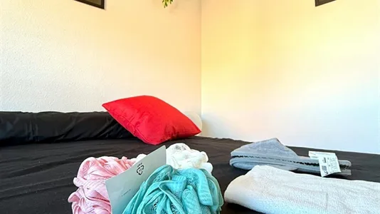 Rooms in Zaragoza - photo 5