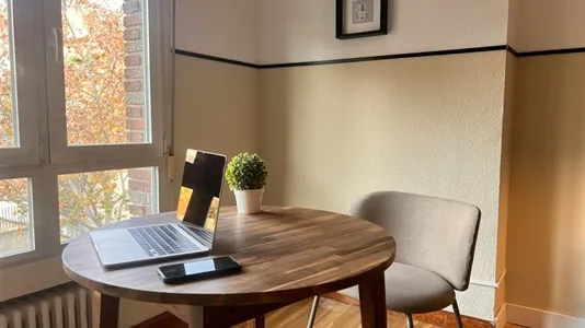 Rooms in Madrid Chamartín - photo 8