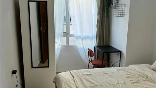 Rooms in Tavernes Blanques - photo 3