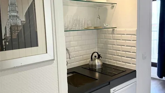 Apartments in Paris 16éme arrondissement (North) - photo 8