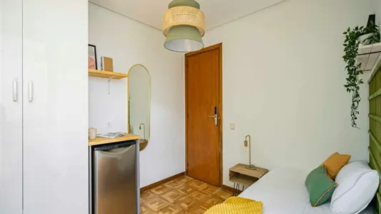Rooms in Madrid Salamanca - photo 7