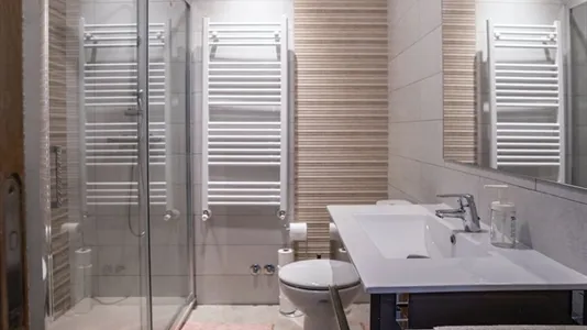 Rooms in Madrid Chamberí - photo 8