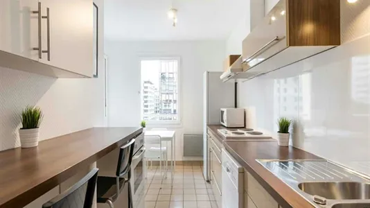 Rooms in Lyon - photo 4