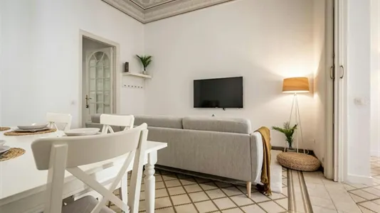 Rooms in Barcelona Ciutat Vella - photo 5