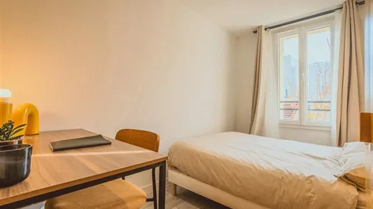 Rooms in Bobigny - photo 2