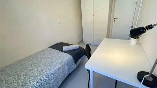 Rooms in Coslada - photo 3
