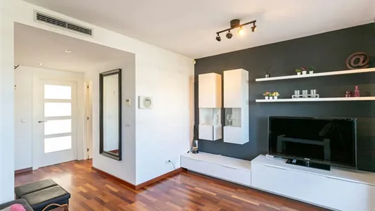 Apartments in Badalona - photo 3