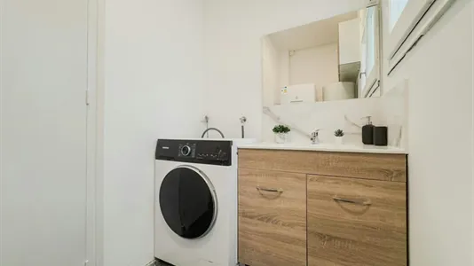 Rooms in Barcelona Eixample - photo 4