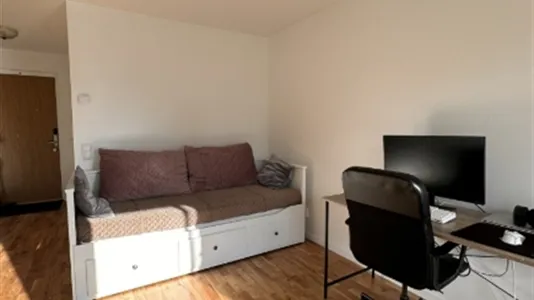 Apartments in Huddinge - photo 1