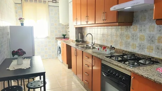 Rooms in Valencia Extramurs - photo 7