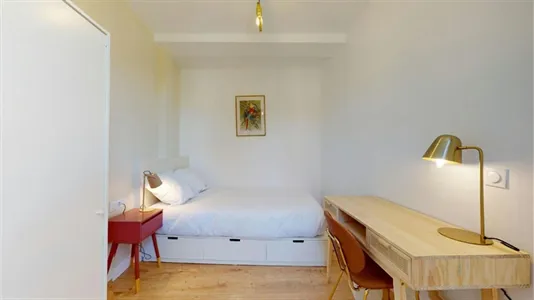 Rooms in L'Haÿ-les-Roses - photo 9