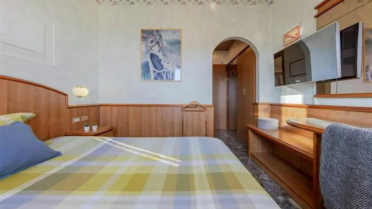 Rooms in Novara - photo 3