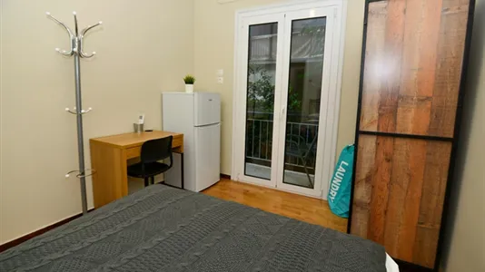 Rooms in Galatsi - photo 1