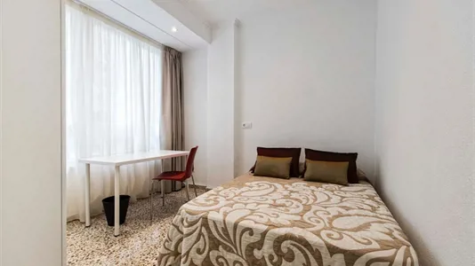 Rooms in Alicante/Alacant - photo 1