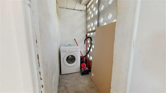Apartments in Lyon - photo 3