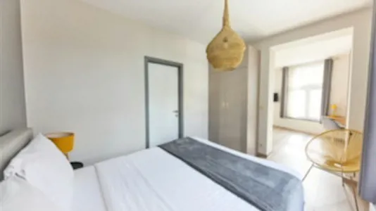 Apartments in Brussels Etterbeek - photo 3
