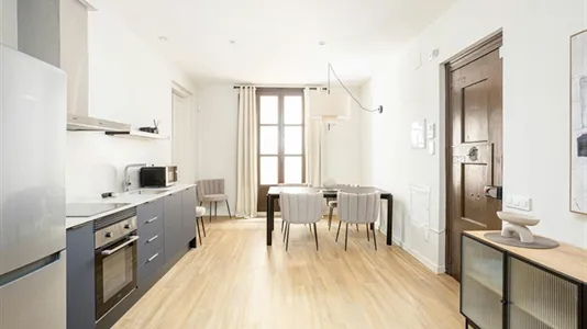 Apartments in Barcelona Ciutat Vella - photo 6