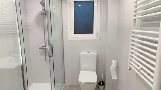 Rooms in Cornellà de Llobregat - photo 4