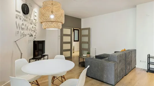 Rooms in Barcelona Eixample - photo 9