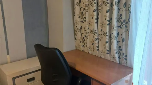 Rooms in Córdoba - photo 3