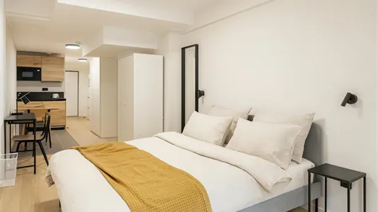 Apartments in Nanterre - photo 2