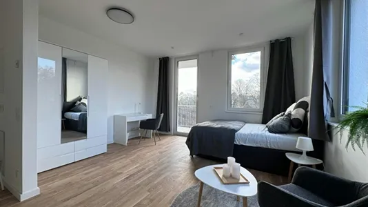 Apartments in Berlin Steglitz-Zehlendorf - photo 8