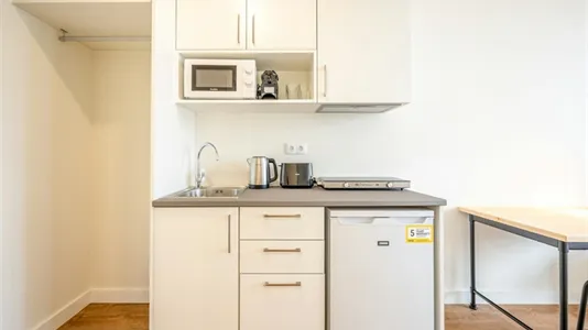 Apartments in Location is not specified - photo 8