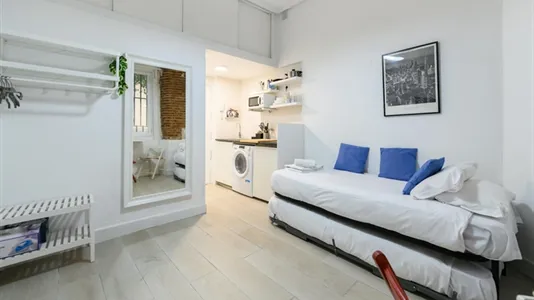 Apartments in Madrid Centro - photo 1