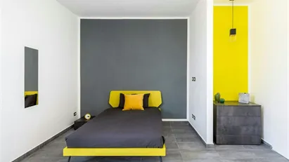 Room for rent in Milano Zona 2 - Stazione Centrale, Gorla, Turro, Greco, Crescenzago, Milan