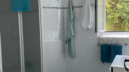 Rooms in Genoa - photo 3