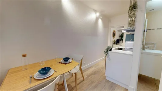 Apartments in Lyon - photo 5