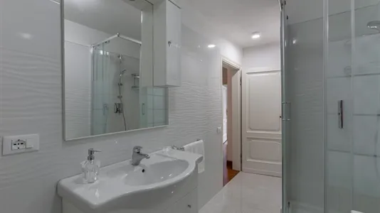 Rooms in Florence - photo 6