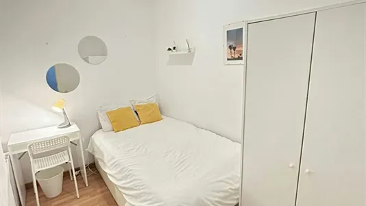 Rooms in Barcelona Eixample - photo 1