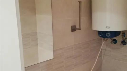 Rooms in Zaragoza - photo 9