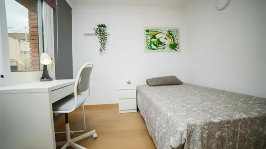 Rooms in L'Hospitalet de Llobregat - photo 2