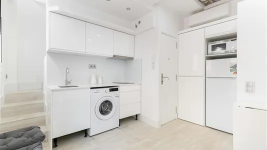 Apartments in Barcelona Ciutat Vella - photo 10