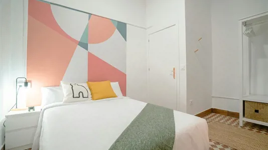 Rooms in Valencia Ciutat Vella - photo 3