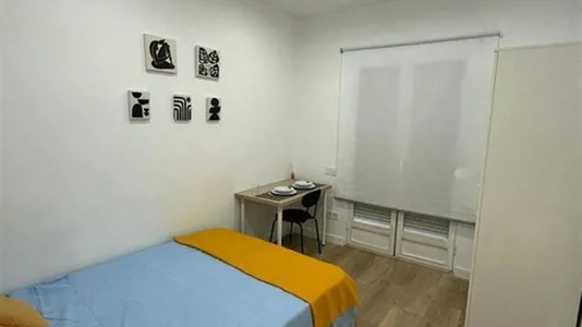 Rooms in Madrid Centro - photo 3