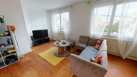 Rooms in Clermont-Ferrand - photo 1