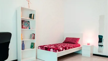 Room for rent in Turin, Piemonte