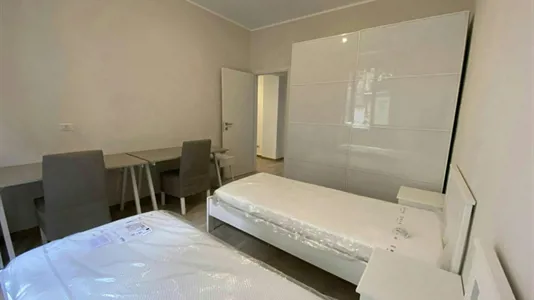 Rooms in Milano Zona 5 - Vigentino, Chiaravalle, Gratosoglio - photo 2