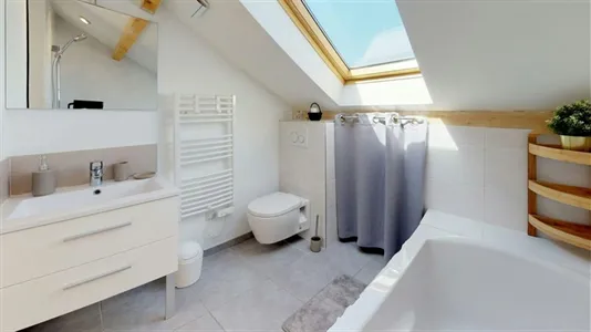 Rooms in Lyon - photo 5