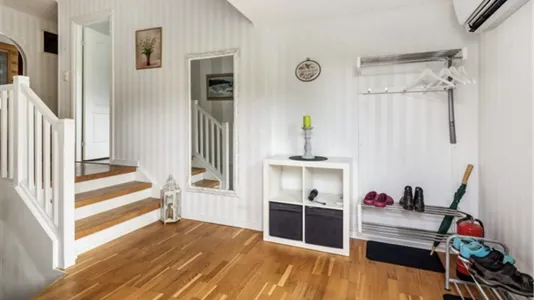 Houses in Norrtälje - photo 8