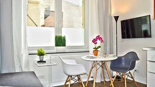 Apartments in Cologne Innenstadt - photo 2