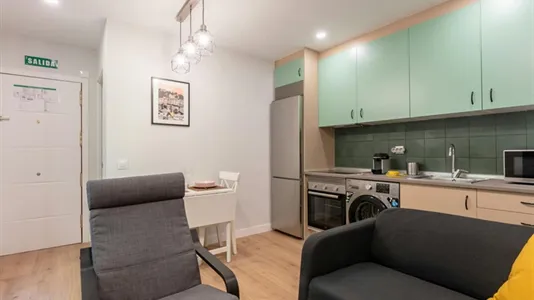 Apartments in Madrid Centro - photo 4