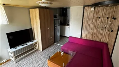 Tumba - 1rok - tillsv - 8.050kr/mån