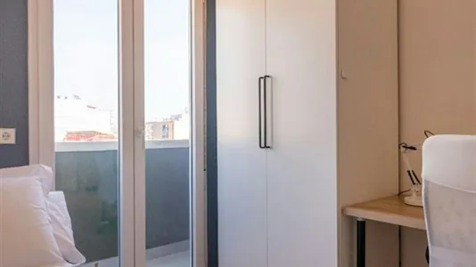 Rooms in Valencia Algirós - photo 8