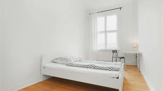 Rooms in Berlin Mitte - photo 1