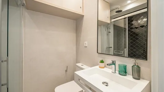 Rooms in Málaga - photo 7