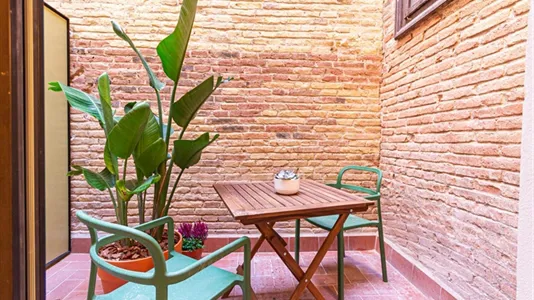 Rooms in Barcelona Sants-Montjuïc - photo 4